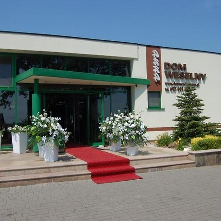 Hotel Dom Weselny ,, Anna" Warlubie Exteriér fotografie