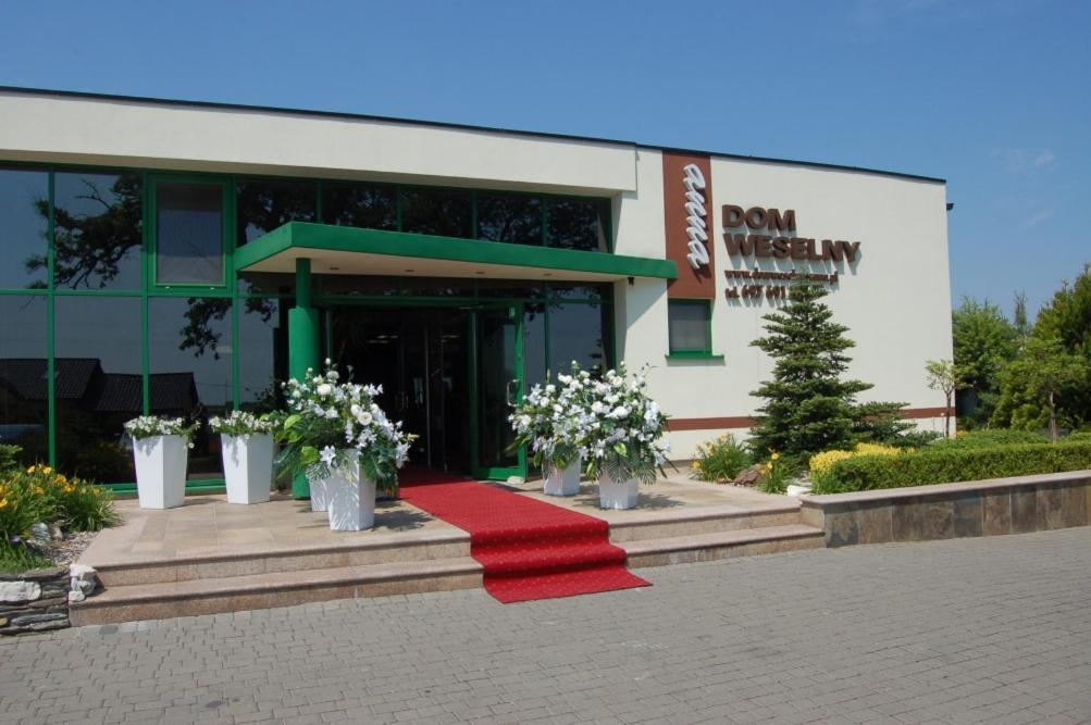Hotel Dom Weselny ,, Anna" Warlubie Exteriér fotografie